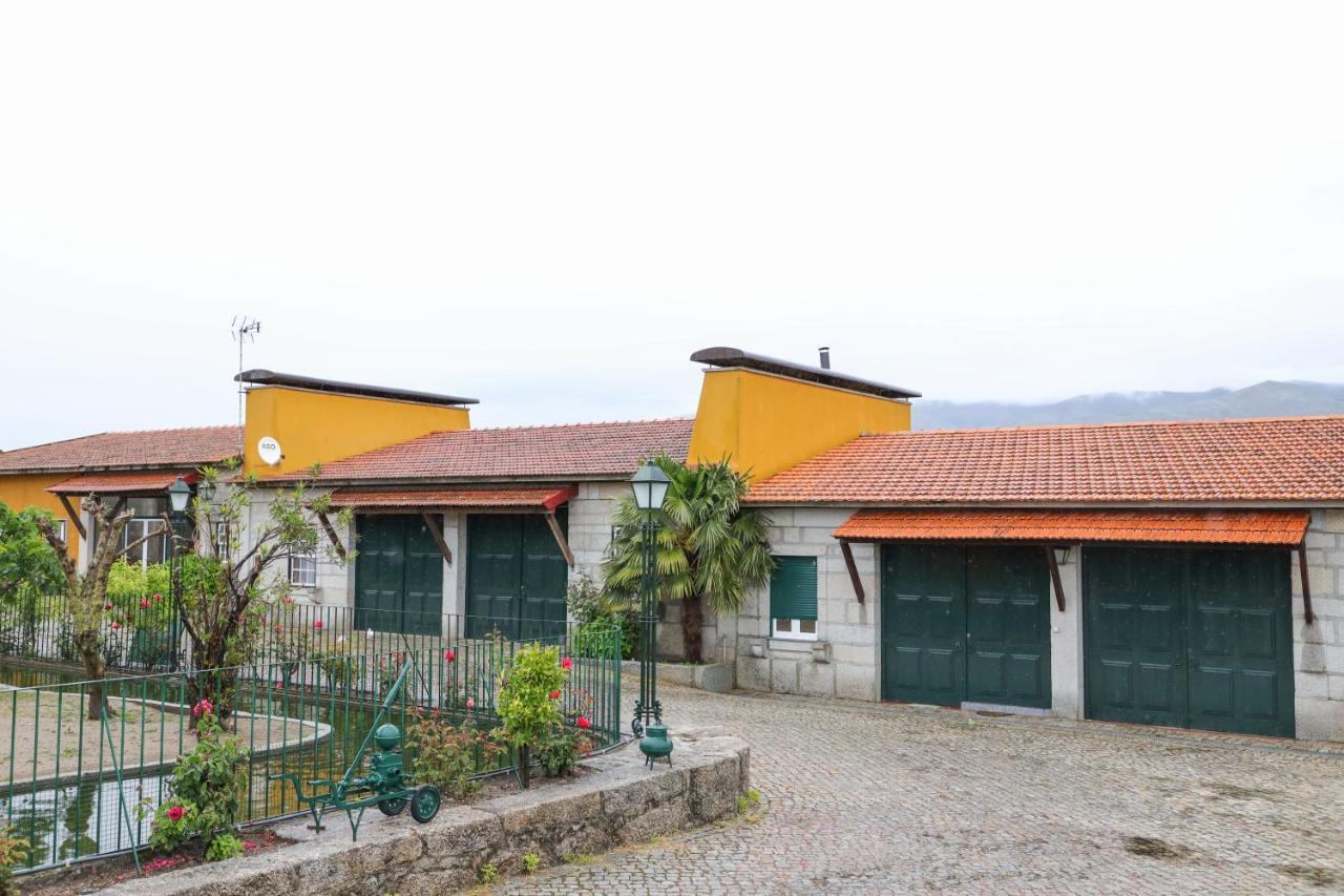 Villa Quinta Dos Patos Pinhanços Esterno foto